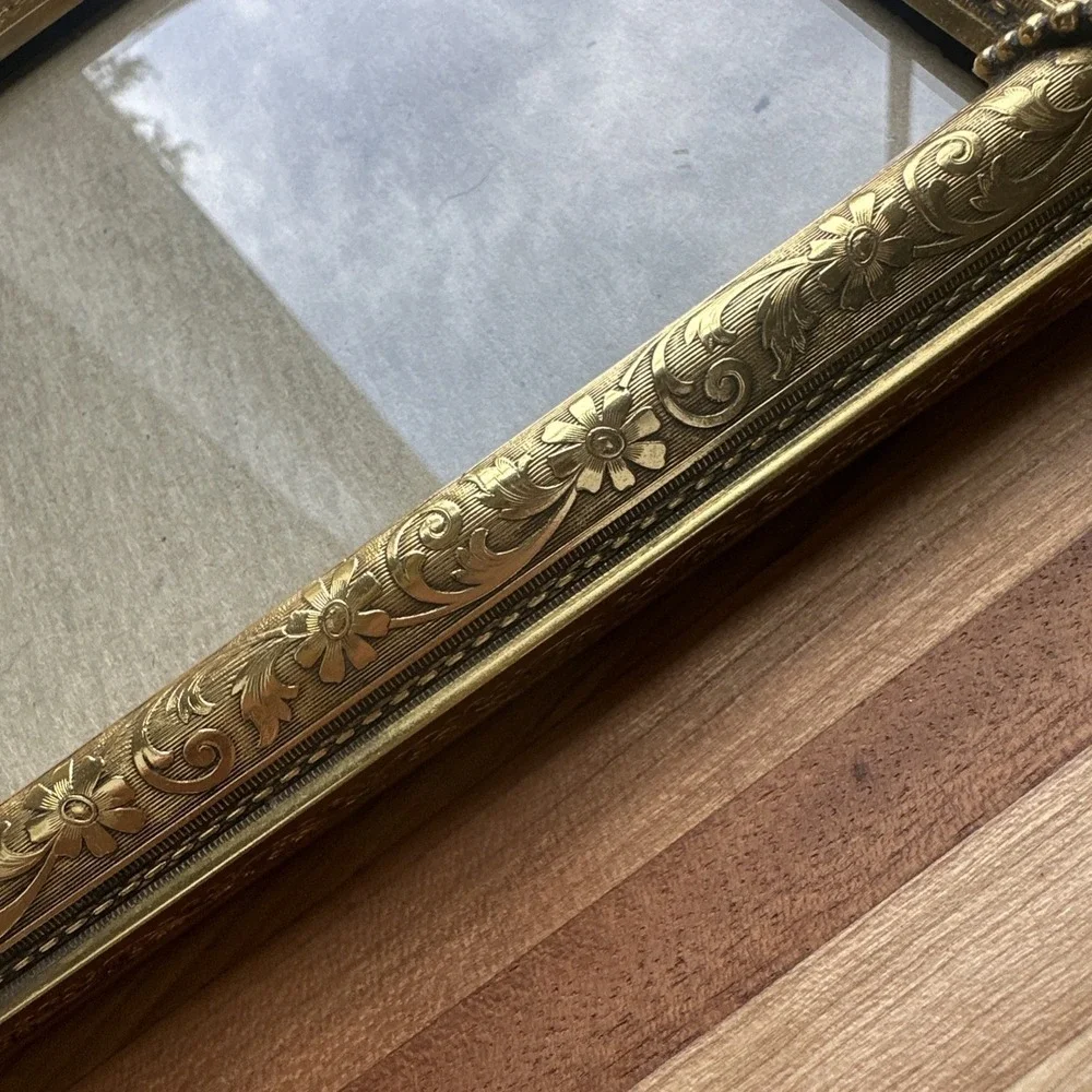 Vintage Picture Vanity Tray 8.5 Inch‎ Handles Velvet Gold Plate Ornate Flowers